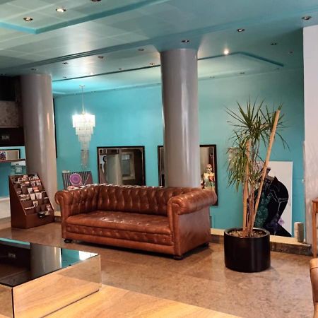 Hotel Tres Sargentos Буэнос-Айрес Экстерьер фото