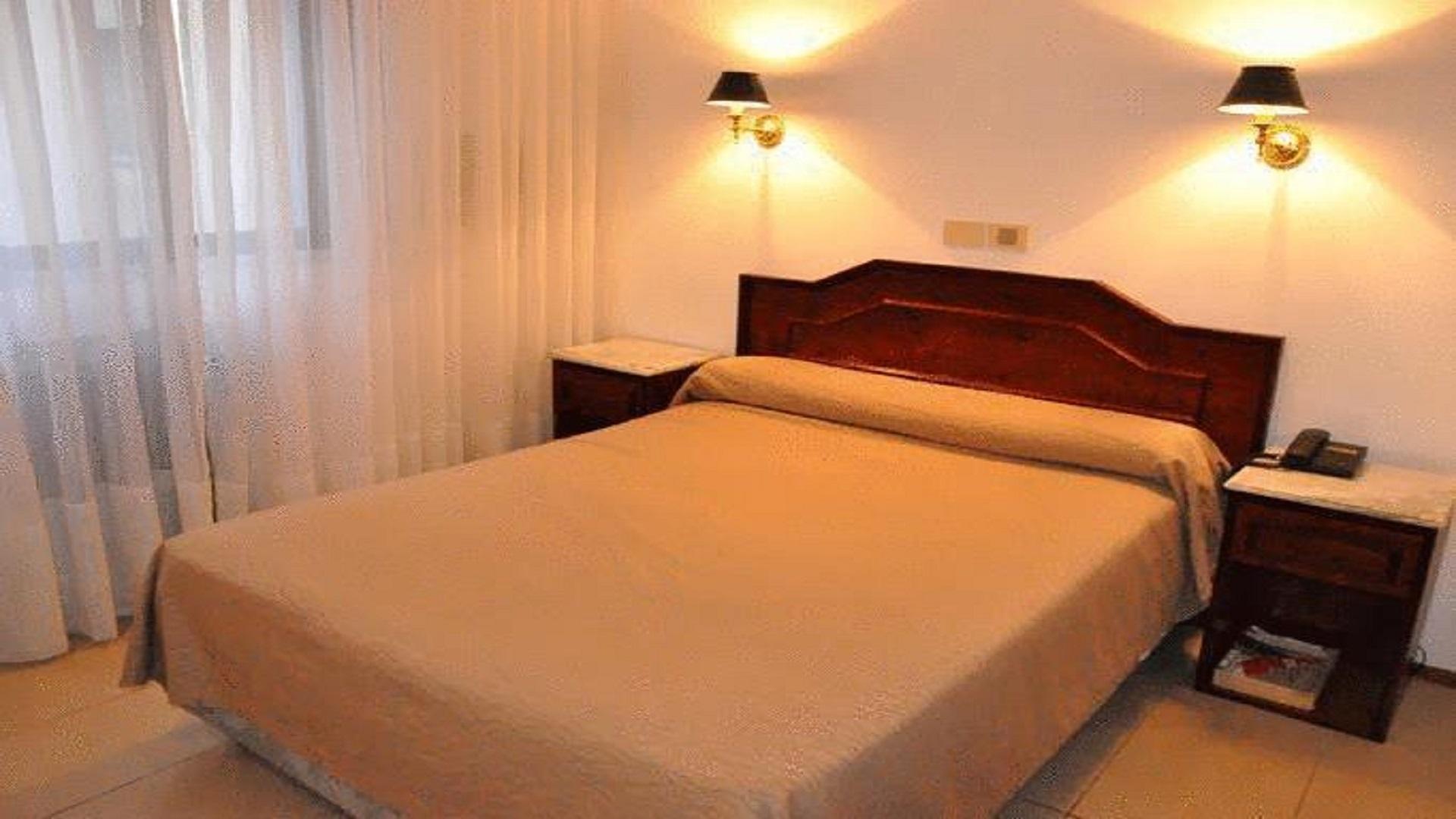 Hotel Tres Sargentos Буэнос-Айрес Экстерьер фото